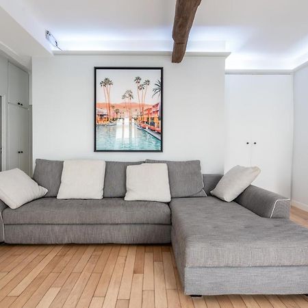 Room In Apartment - Cosy Place In The Hear Of Parigi Esterno foto