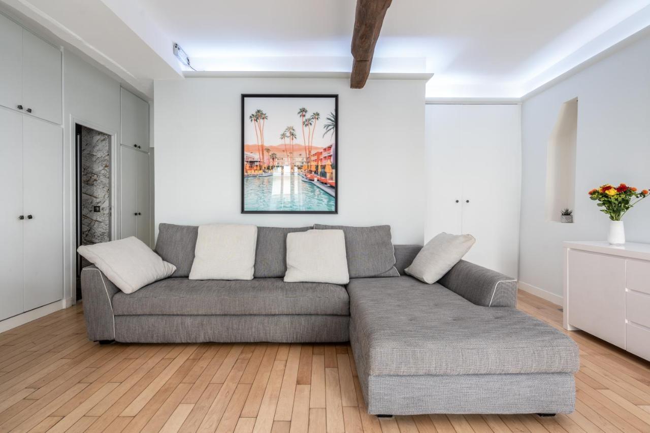 Room In Apartment - Cosy Place In The Hear Of Parigi Esterno foto