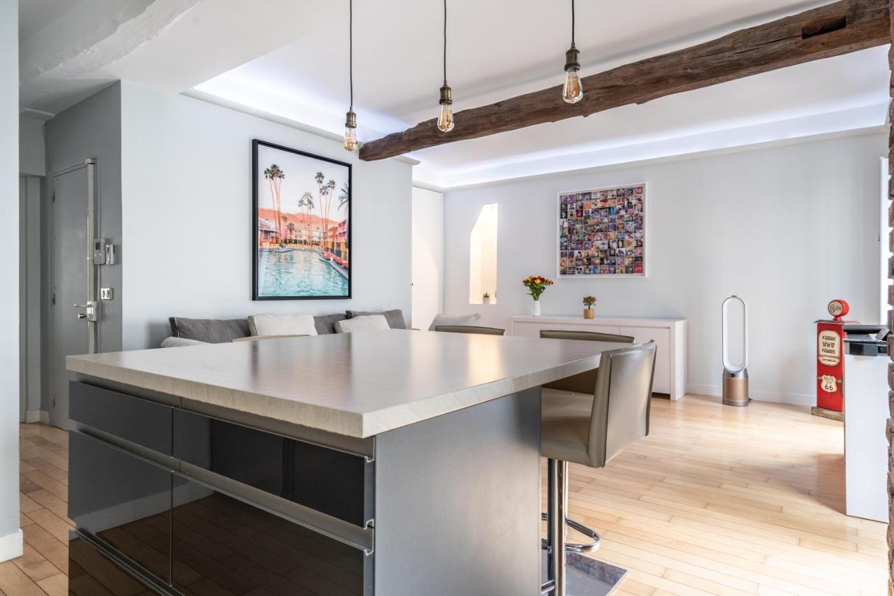 Room In Apartment - Cosy Place In The Hear Of Parigi Esterno foto