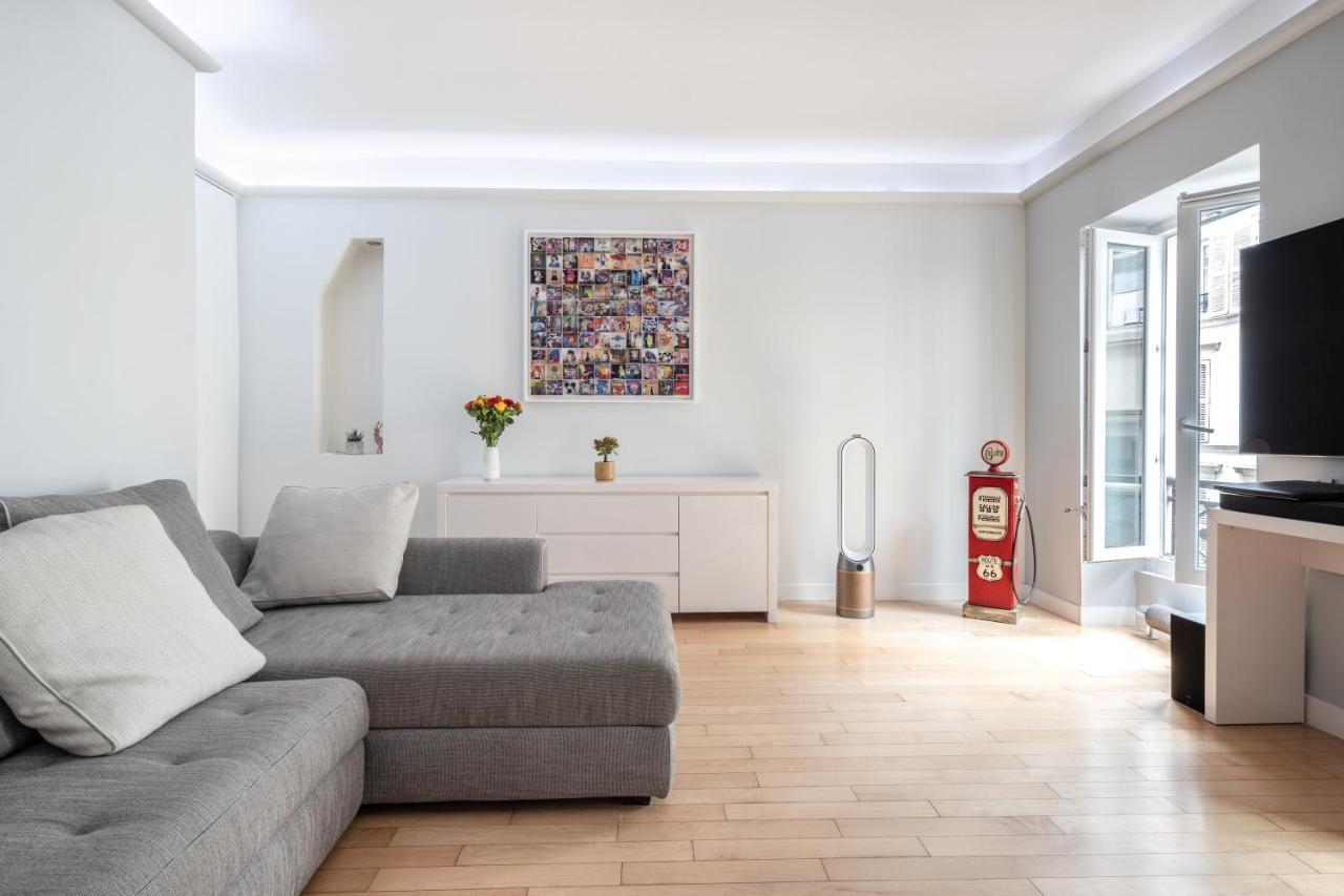 Room In Apartment - Cosy Place In The Hear Of Parigi Esterno foto